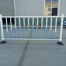 守護城市脈絡(luò)的堅韌衛(wèi)士 解析鋅鋼道路護欄的多維應(yīng)用