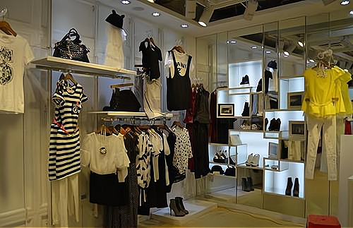 才子佳人 以匠心產(chǎn)品與卓越服務(wù)，贏得服裝鞋帽消費(fèi)者的青睞